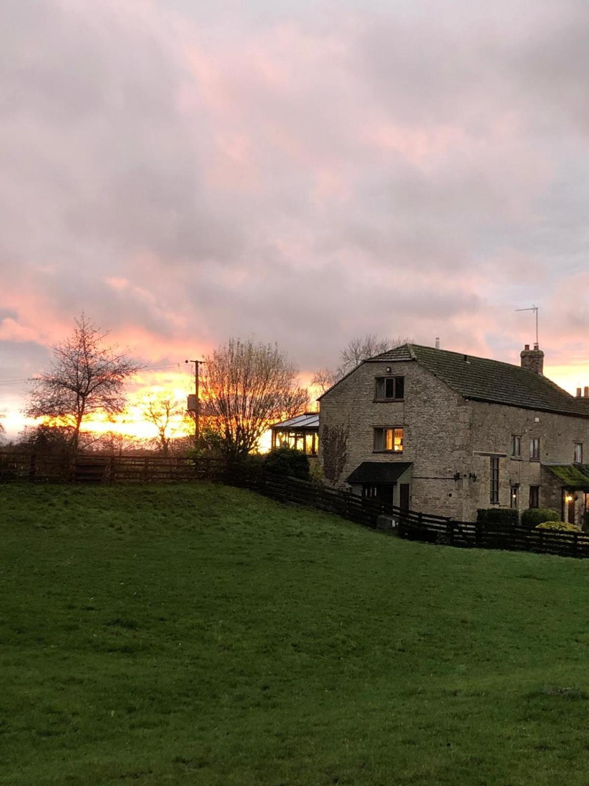 Astwell Mill Bed and Breakfast Helmdon Eksteriør billede